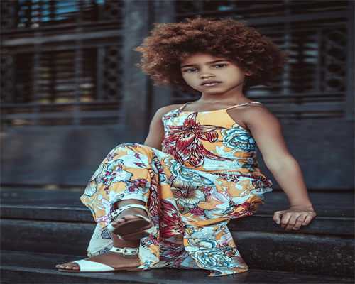 助孕之路:试管婴儿双胎生育、费用明细与孕期保胎指南