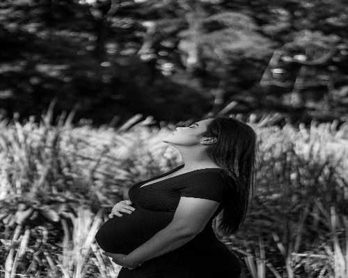 杭州试管助孕：深度解析试管婴儿成功率与机构选择策略